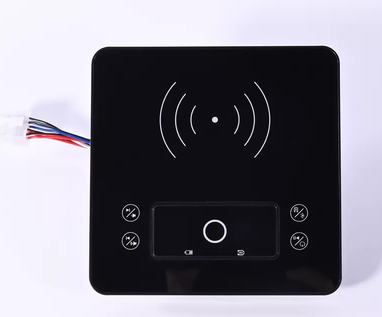 Wireless charging（10W) + Bluetoothspeakers